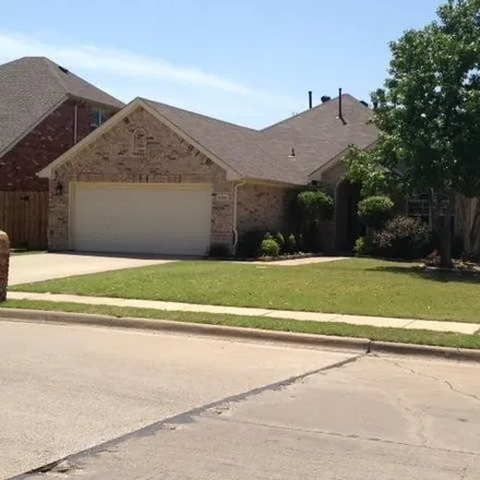 Buy this 3 bed house on 6225 Eagle Creek Drive in Flower Mound, TX 75028