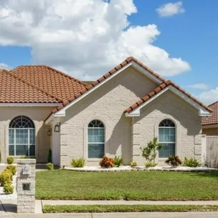 Buy this 4 bed house on 620 South Persimmon Avenue in Edinburg, TX 78539