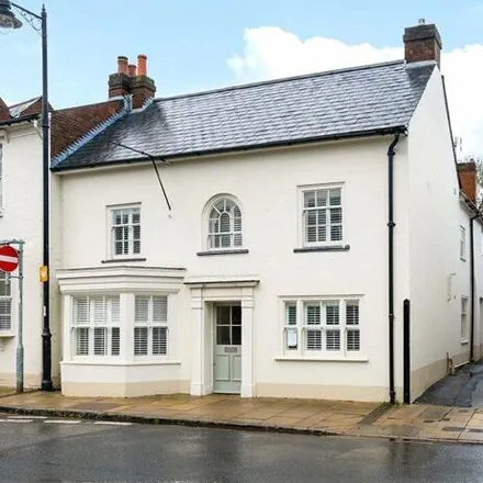 Buy this 5 bed house on 80 The Hundred in Romsey, SO51 8BX