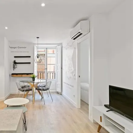 Rent this 2 bed apartment on Madrid in Calle de Lope de Vega, 32