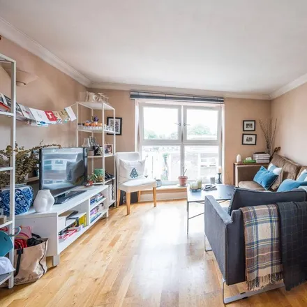 Rent this 2 bed apartment on 166 Essex Road in London, N1 8LY