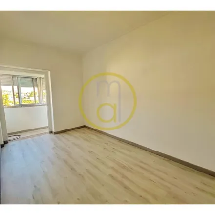 Image 2 - unnamed road, 2700-724 Amadora, Portugal - Apartment for rent
