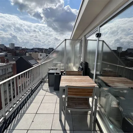 Rent this 1 bed apartment on Vanden Tymplestraat 33-37 in 3000 Leuven, Belgium