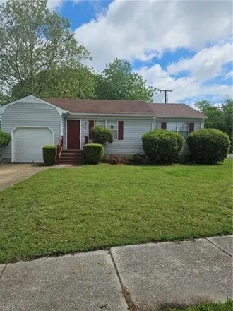 Rent this 3 bed house on 2 Langille Court in Chesapeake Heights, Hampton