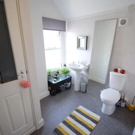 Image 3 - Northgate House, Kingsway, Cardiff, CF10 3FD, United Kingdom - Townhouse for rent