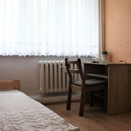 Image 2 - Miejskie Przedszkole nr 34 im. Jasia i Małgosi, Tysiąclecia, 40-871 Katowice, Poland - Apartment for rent