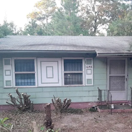 Buy this 2 bed house on 1061 Joseph Street in Macon, GA 31206