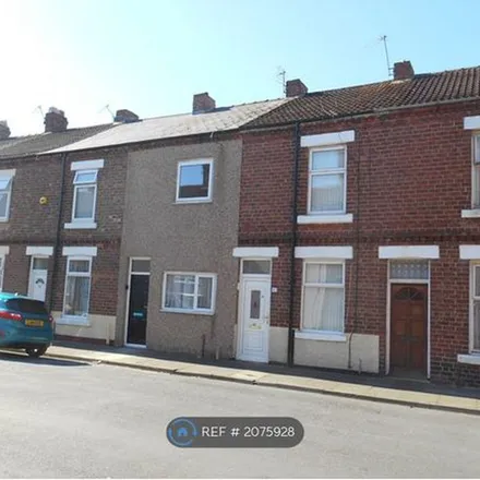 Rent this 2 bed townhouse on Farrer Street in Darlington, DL3 6RQ