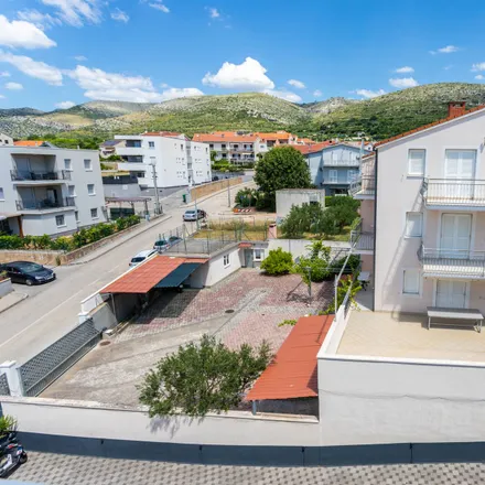 Buy this 8 bed house on Ulica Andrije Hebranga in 21219 Grad Trogir, Croatia