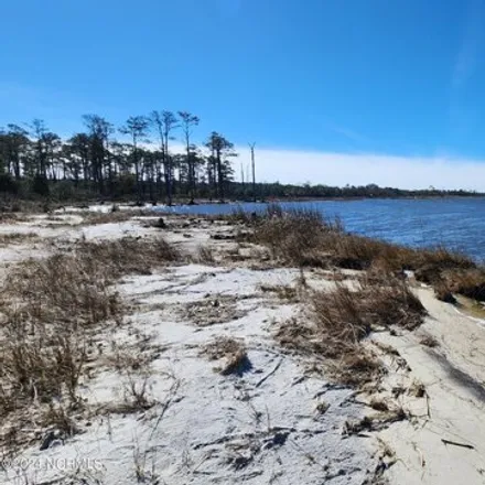Image 8 - Sandy Point Drive, Carteret County, NC 28516, USA - House for sale
