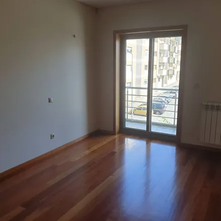 Rent this 4 bed apartment on Rua Francisco Sá Carneiro in 4715-350 Braga, Portugal