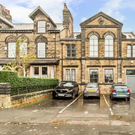 Rent this 2 bed apartment on 10 Grove Road in Harrogate, HG1 5EW