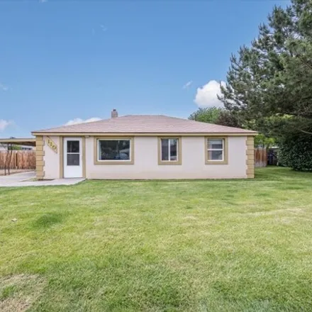 Buy this 3 bed house on 162 South Johnson Street in Kennewick, WA 99336