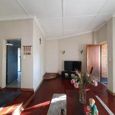 Image 6 - Paul Road, Kibler Park, Gauteng, 2053, South Africa - Apartment for rent