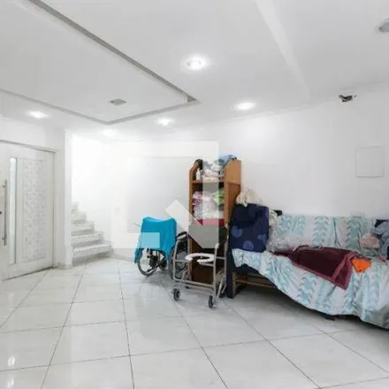 Rent this 3 bed house on Rua Malva Silvestre in Parque Savoy City, São Paulo - SP