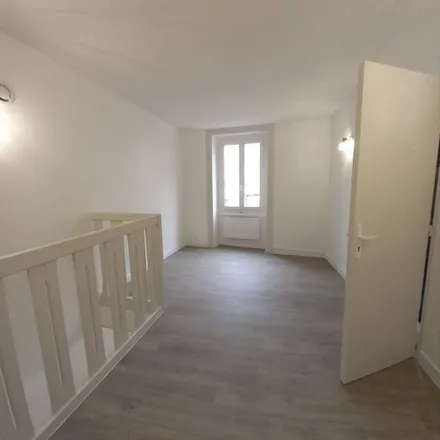 Rent this 2 bed apartment on 4 Rue Docteur Mehier in 01150 Lagnieu, France