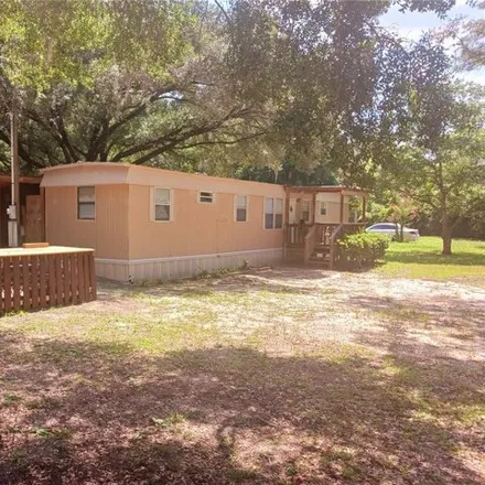 Buy this studio apartment on 23884 Northeast 121st Lane in Marion County, FL 32134