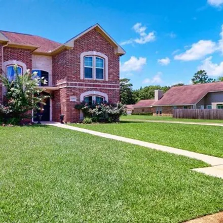 Buy this 5 bed house on 12889 Tan Oak Lane in Jefferson County, TX 77713