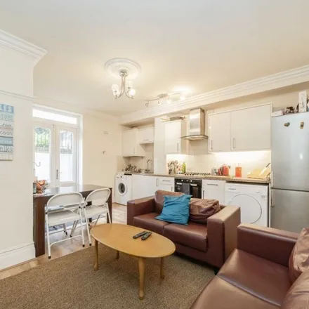 Rent this 3 bed townhouse on BECTU in 373 - 377 Clapham Road, London