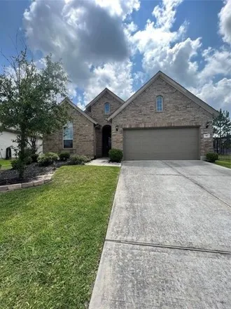 Rent this 4 bed house on Creekside Park Junior High School in Kuykendahl Road, The Woodlands