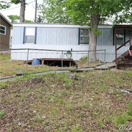 Buy this 2 bed house on 33598 Dusten Road in Morgan County, MO 65037
