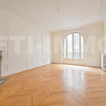 Image 2 - 5 Rue Jules Lefebvre, 75009 Paris, France - Apartment for rent