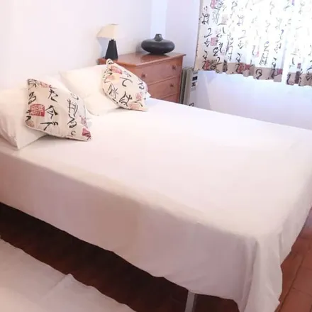 Rent this 2 bed apartment on Largo Álvaro Salema in 4900-562 Viana do Castelo, Portugal