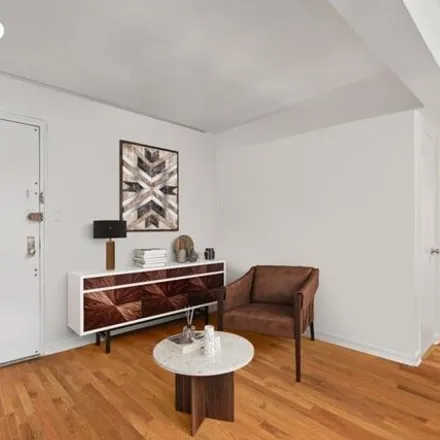 Image 3 - 83-11 139th Street, New York, NY 11435, USA - Apartment for sale