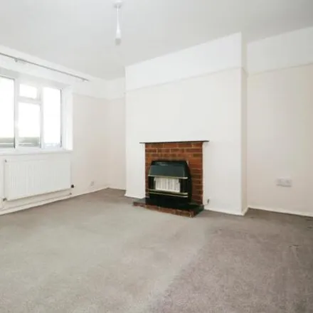 Image 4 - Highfield Court, Highfield Road, Westwood, CT12 6QH, United Kingdom - Apartment for sale