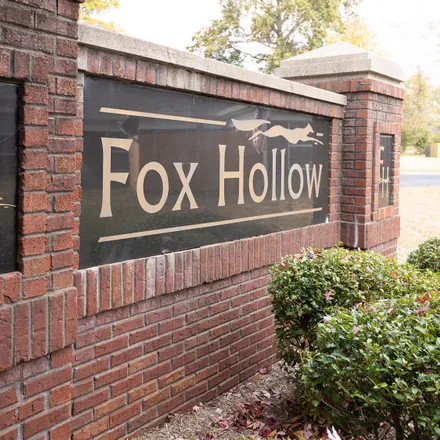 Buy this 2 bed condo on 7319 Fox Hollow Way in Highview, Louisville