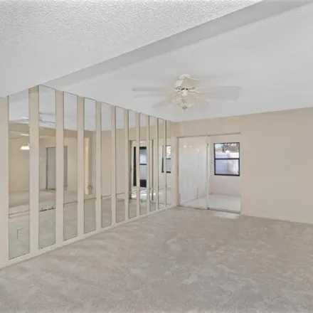 Image 7 - 7244 Stonehaven Court, Pinellas County, FL 33781, USA - Condo for sale