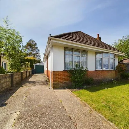Buy this 2 bed house on Endfield Road in Christchurch, BH23 2HT