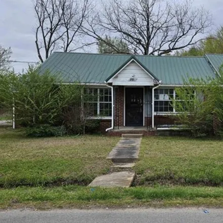 Image 2 - 832 North 5th Avenue, Humboldt, TN 38343, USA - House for sale