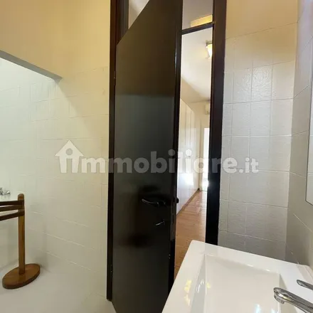 Image 2 - Via Sant'Andrea, 20854 Monza MB, Italy - Apartment for rent