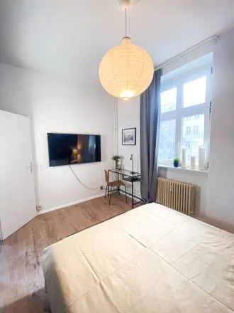 Rent this 1 bed apartment on Frankfurter Tor 4 in 10243 Berlin, Germany