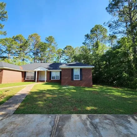 Rent this 3 bed house on 3917 Rodnor Forest Lane in Albany, GA 31721