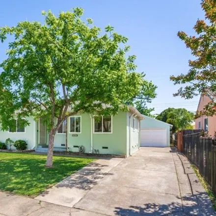 Buy this 3 bed house on 6348 39th Avenue in Sacramento, CA 95824