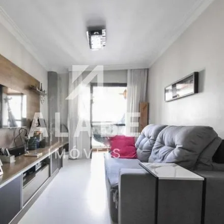 Buy this 3 bed apartment on Fritos e Assados in Rua Nova York, Brooklin Novo