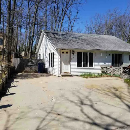 Buy this 3 bed house on 501 Saginaw Street in Harrison, Clare County