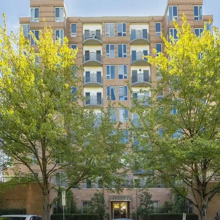 Buy this 1 bed condo on Southwest Osage Street in Portland, OR 97205