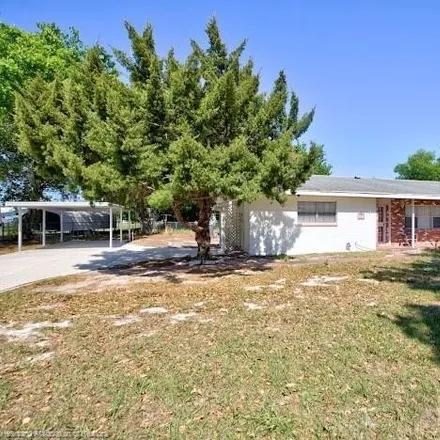 Buy this 3 bed house on 407 Hillcrest Road in Sebring, FL 33870