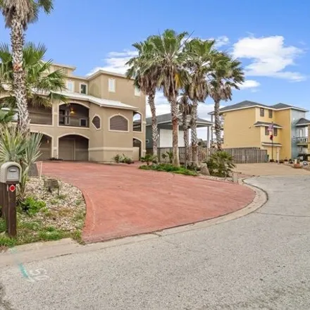 Buy this 6 bed house on 600 Kaila Court in Port Aransas, TX 78373