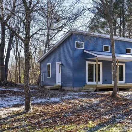 Image 5 - 100 Allen Avenue Extension, Falmouth, ME 04105, USA - House for sale