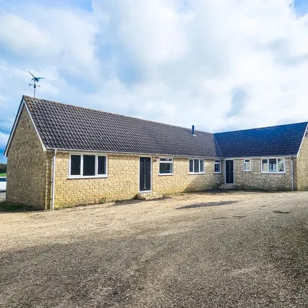 Rent this 4 bed house on Brockhurst Farm in unnamed road, Hook