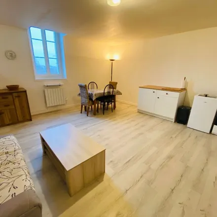 Rent this 3 bed apartment on 51 Rue Jean Jaurès in 76500 Elbeuf, France