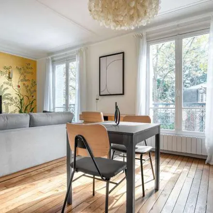 Image 4 - 13 Rue Chardon-Lagache, 75016 Paris, France - Apartment for rent