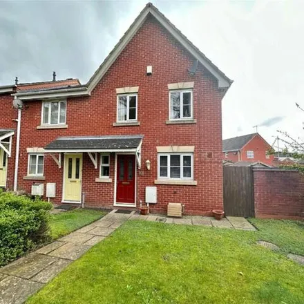 Buy this 3 bed house on Blackstone Drive in Telford, TF2 9UZ
