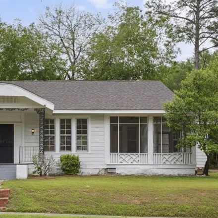 Buy this 3 bed house on 1732 Edgewood Street in Jackson, MS 39202