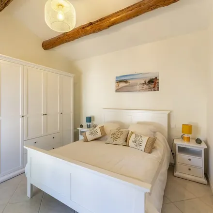 Rent this 1 bed apartment on Saint-Rémy-de-Provence - Les Longues in D 31, 13210 Saint-Rémy-de-Provence