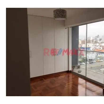 Buy this 4 bed apartment on Casa & Ideas in Avenida de Tomás Marsano, Surquillo